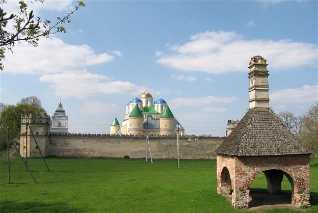 Image - An ancient outdoor oven near the fortified monastery in Mezhyrich, Rivne oblast.